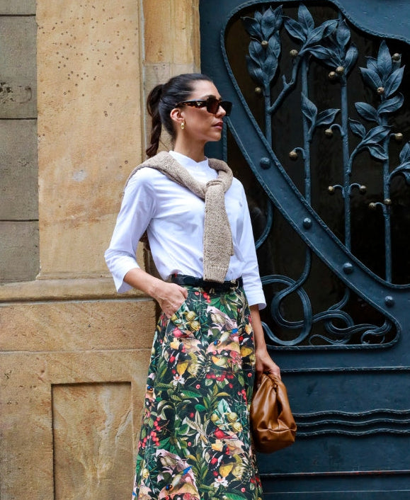 Blouse with stand-up collar